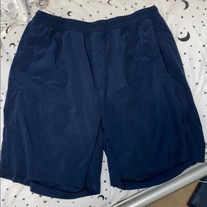 Men’s Lululemon Pace Breaker short w/ liner 9 inch
